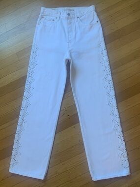 EUC Levi Strauss & Co of SF., Calif White Straight Leg Hi-Rise Stud Jeans 27x29